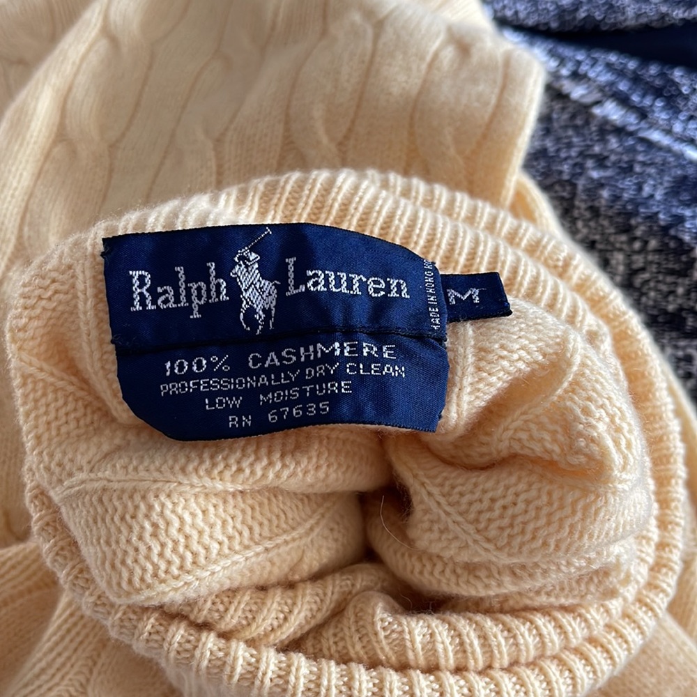 Ralph Lauren Cashmere Blue Label Cable Turtleneck Sweater Size M - Picture 6 of 7